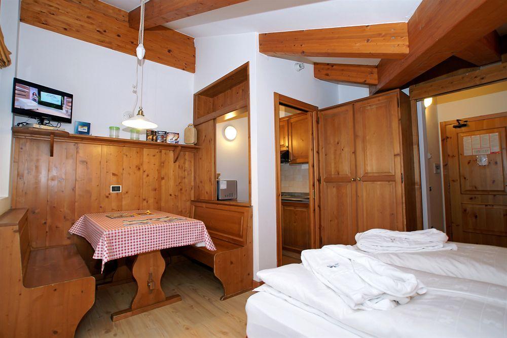 سان مارتينو دي ديكاسْتْرْ Sporting Aparthotel المظهر الخارجي الصورة